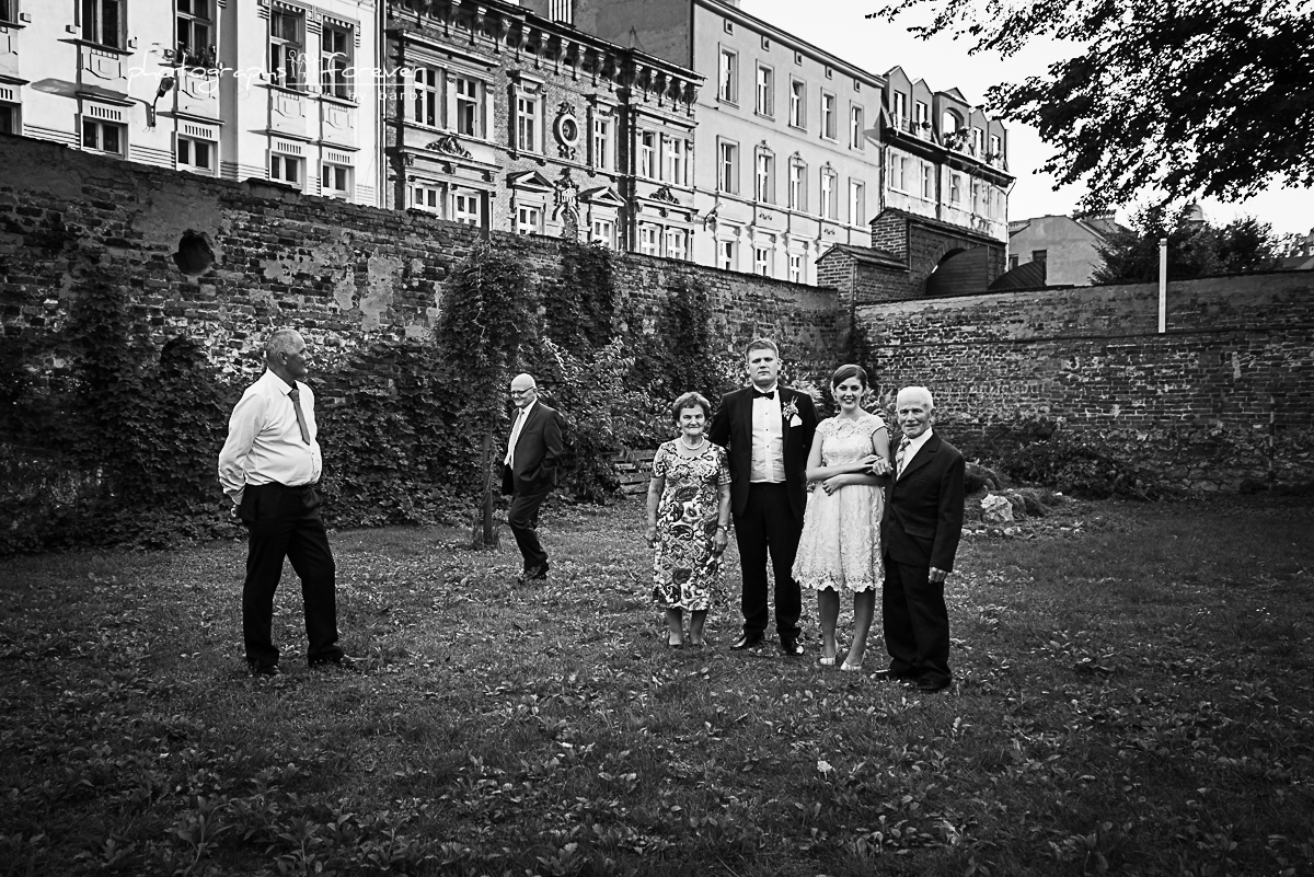 wedding photography monaghan  poland