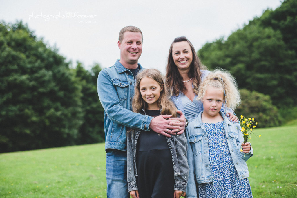 photographers in monaghan family photos rossmore